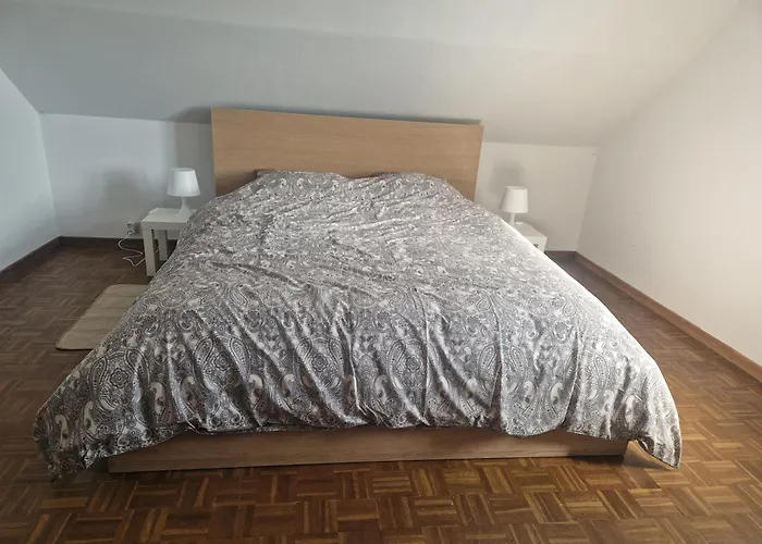 A La Campagne Apartment *